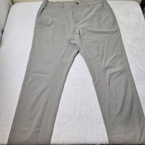 FREE FLY Latitude Pant Mens Sz M Cement Gray Performance Quick Dry SPF50+ EUC!